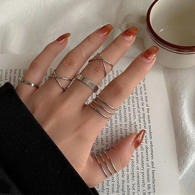 JWER 6Pcs/set Punk Finger Rings Minimalist Smooth black Geometric Metal Rings for Women Girls Party Jewelry Bijoux Femme